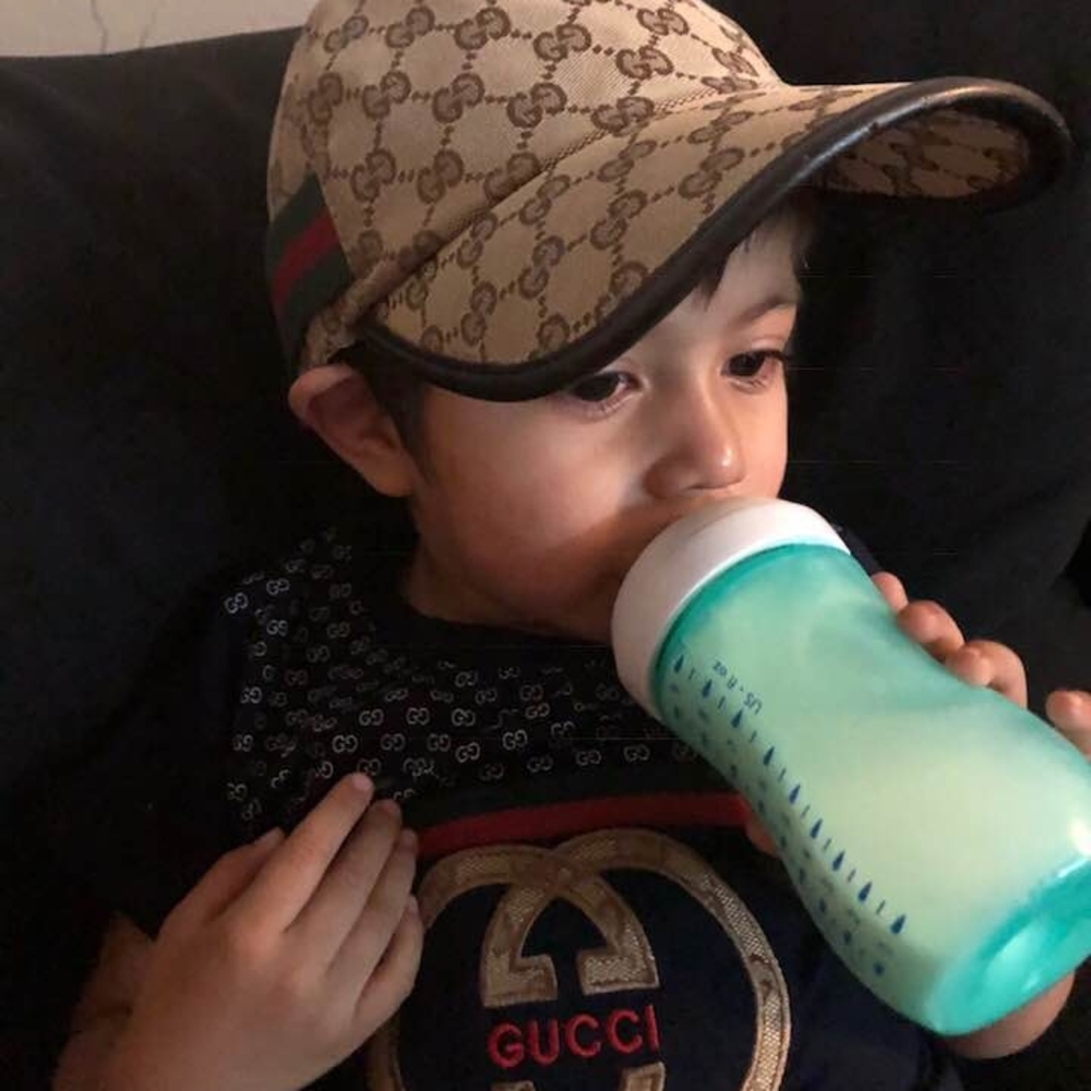 Meet your Posher, Raymond